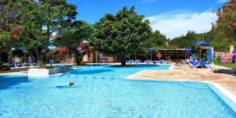 Colonna Resort Country & Sporting Club Порто-Черво Экстерьер фото