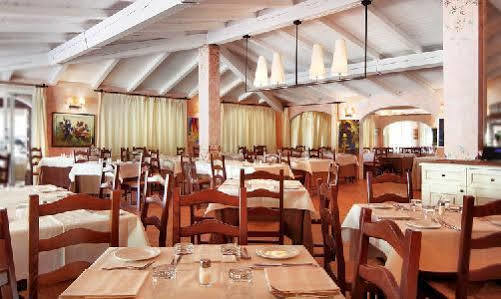 Colonna Resort Country & Sporting Club Порто-Черво Экстерьер фото